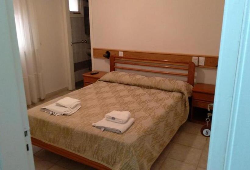 فندق Los Mirasoles