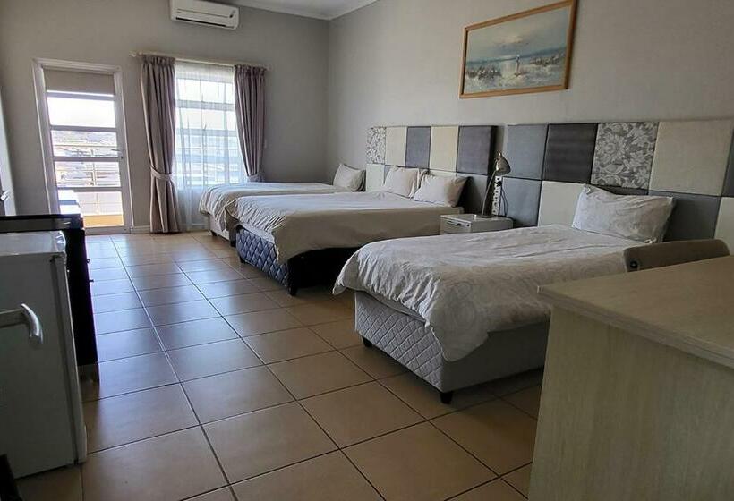 בית מלון כפרי Shalimar Gardens