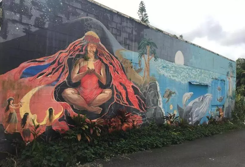 Pahoa Village Hostel