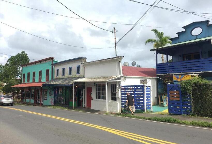 Pahoa Village Hostel
