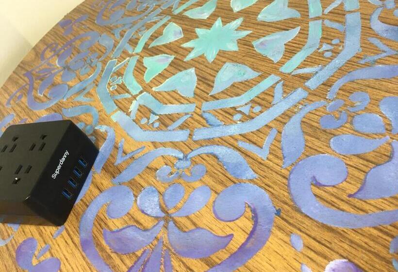 Pahoa Village Hostel