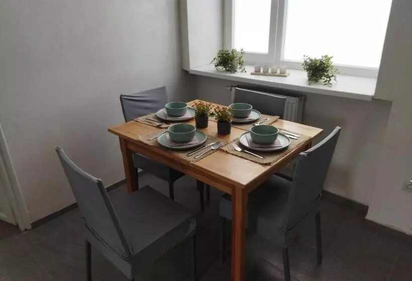 Retkeilymaja Penzion Ostrov U Stribra 13