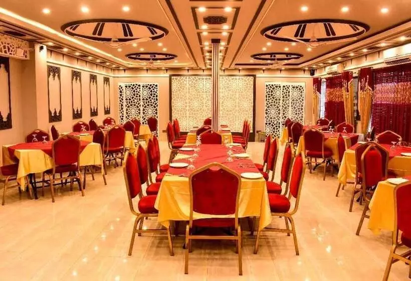 Grand Mafi Hotel & Spa