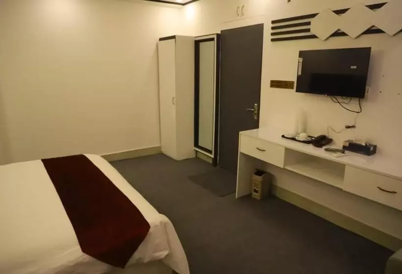 Grand Mafi Hotel & Spa