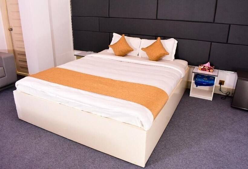 Grand Mafi Hotel & Spa