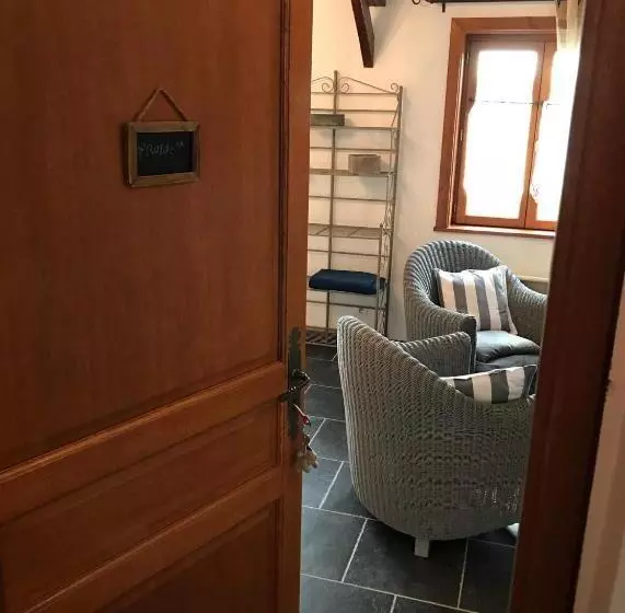 Aamiaismajoitus (B&B) Ferme De La Forterie