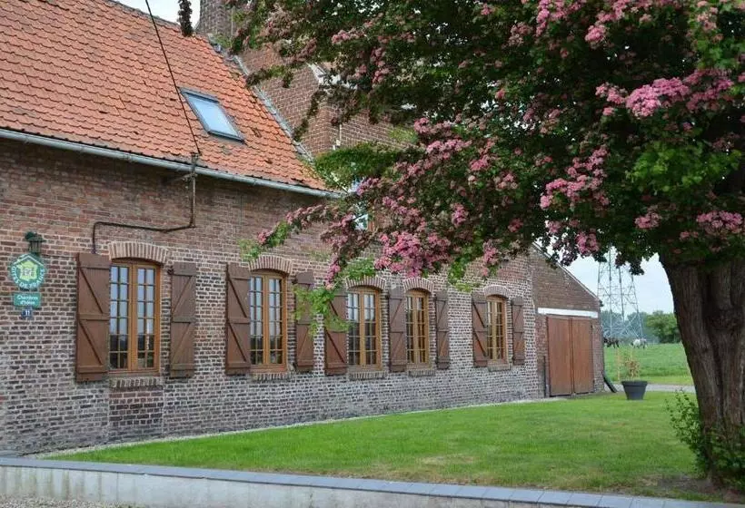 Aamiaismajoitus (B&B) Ferme De La Forterie