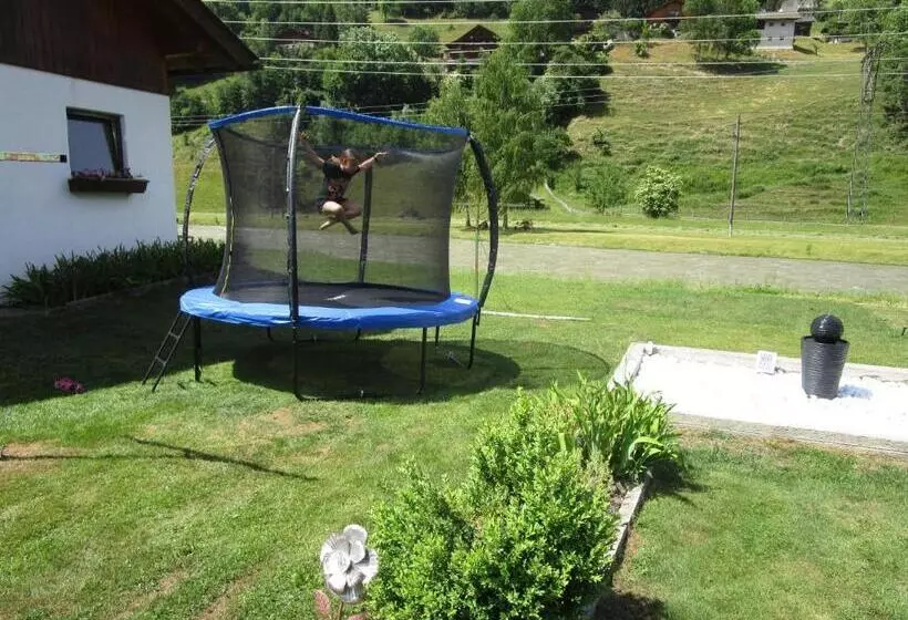 Aamiaismajoitus (B&B) Haus Elena