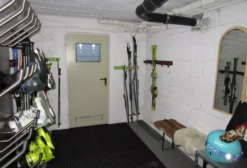 Aamiaismajoitus (B&B) Haus Elena