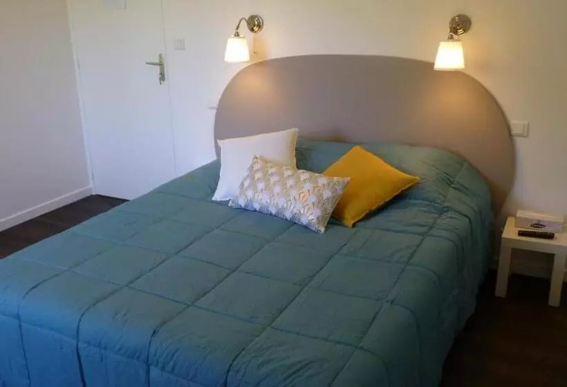 Aamiaismajoitus (B&B) Les Petits Jardins