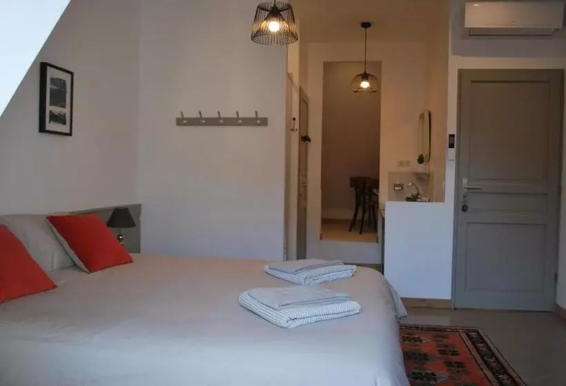 Aamiaismajoitus (B&B) Natangora