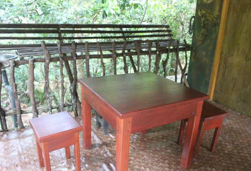 مبيت وإفطار Sinharaja Aranuwa Resort