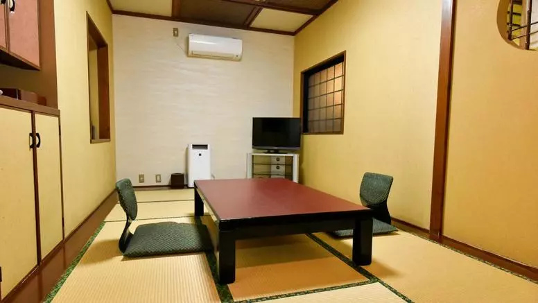 Hamazen Ryokan
