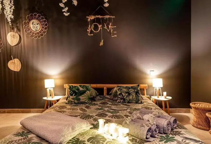 Hotelli Sweet Uni Vert Jacuzzi