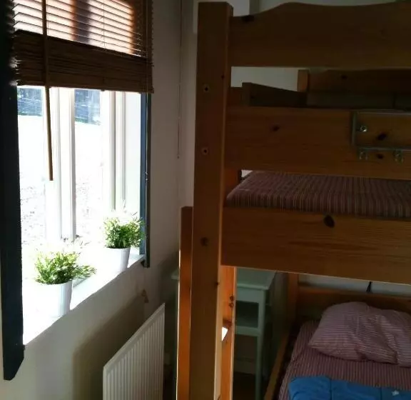 Lönneberga Vandrarhem & Hostel
