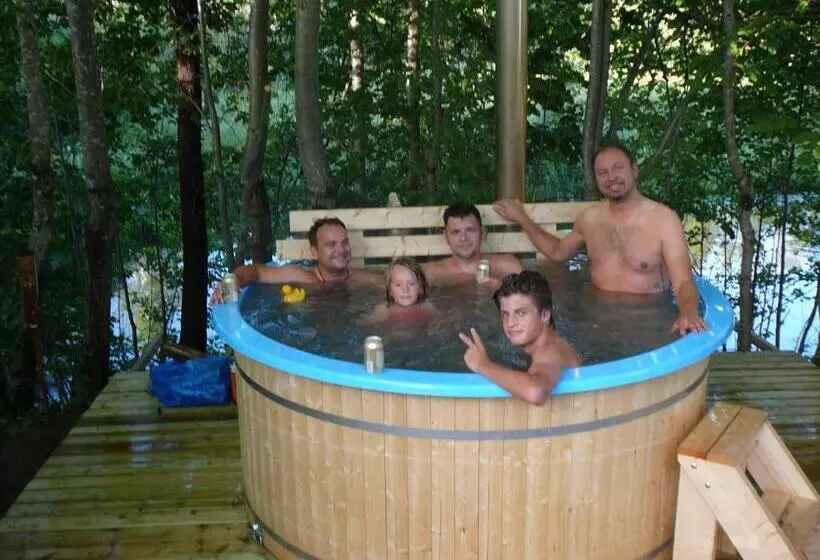 Lönneberga Vandrarhem & Hostel