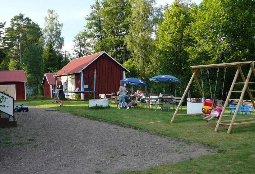 Lönneberga Vandrarhem & Hostel