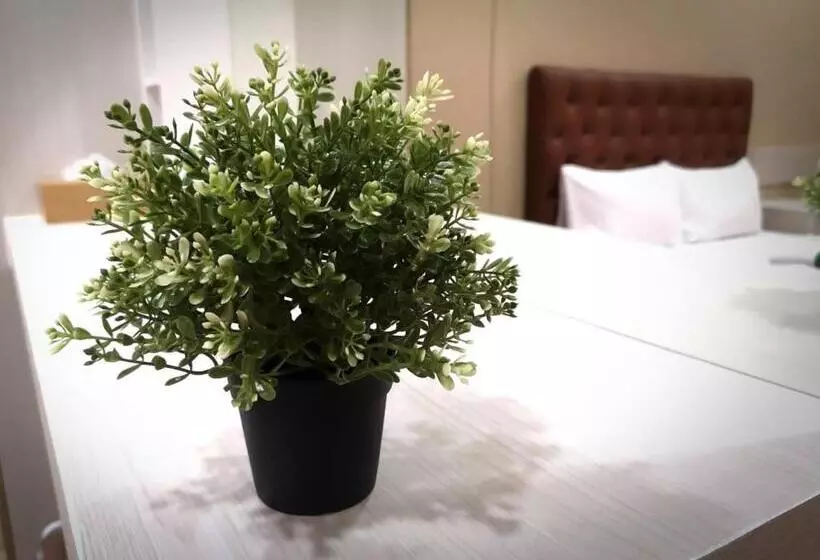 Majatalo Banpong Center Place