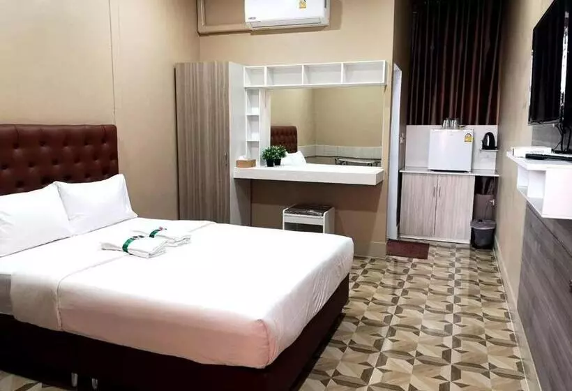 Majatalo Banpong Center Place