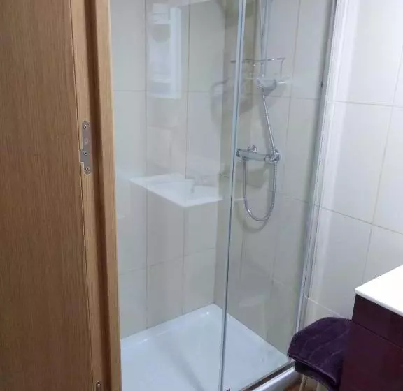 Majatalo Boomerang Cottage B&b