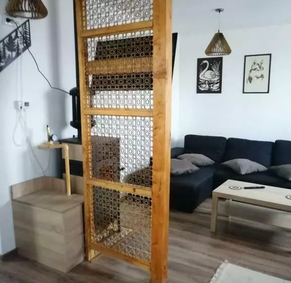 Majatalo Cabana De Lemn Runcu Stone