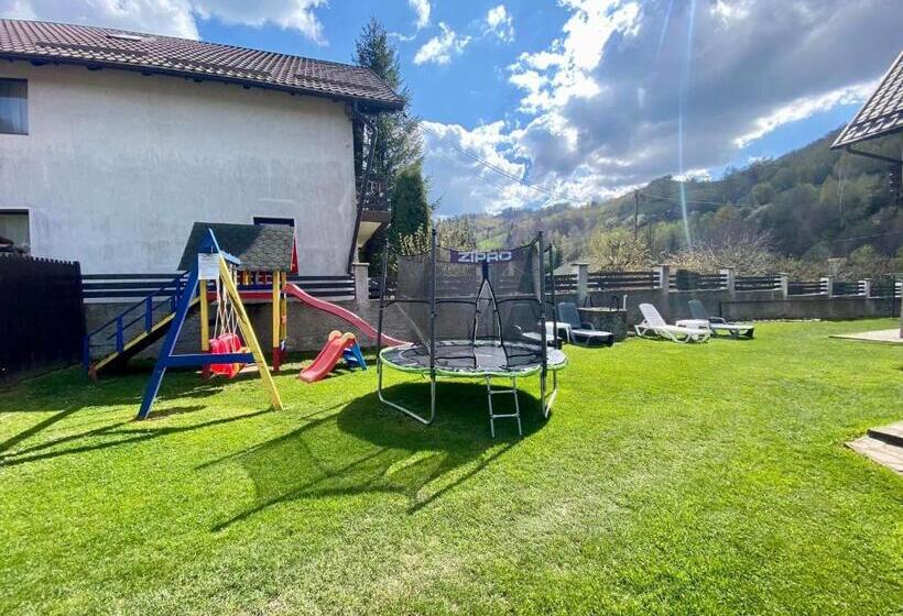 펜션 Casa Dintre Vai