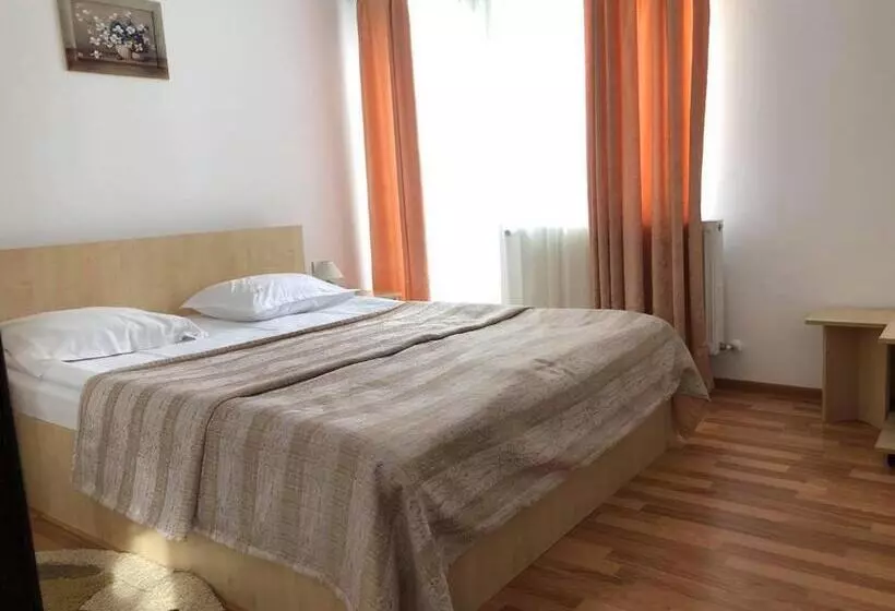 Majatalo Casa Dintre Vai