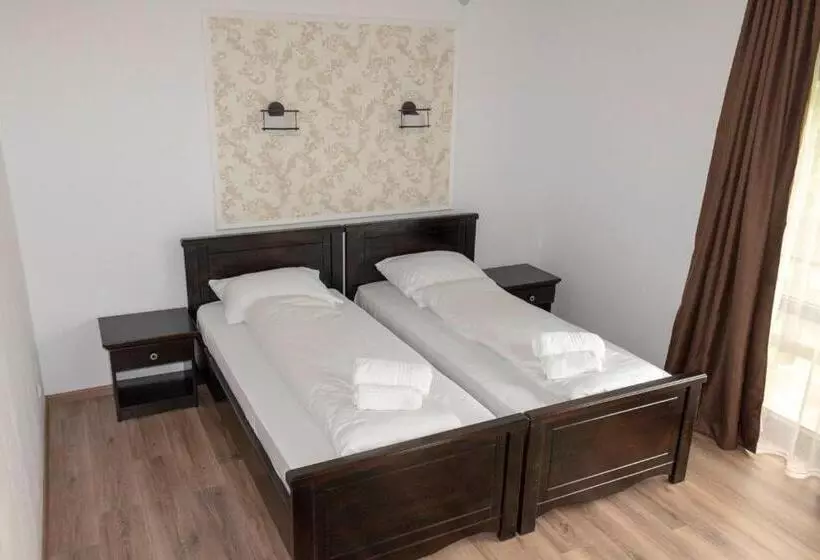 Majatalo Casa Valea Cernei