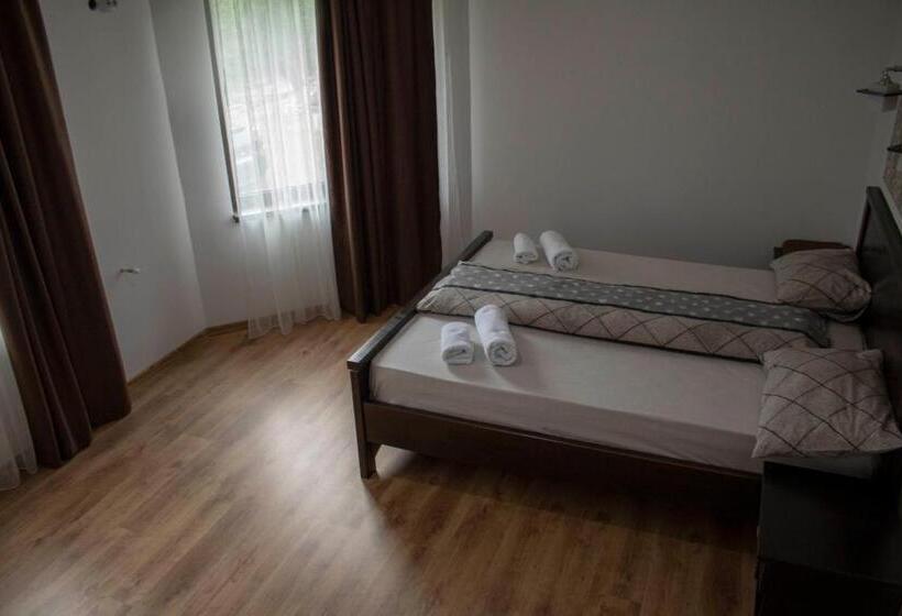 膳宿费 Casa Valea Cernei