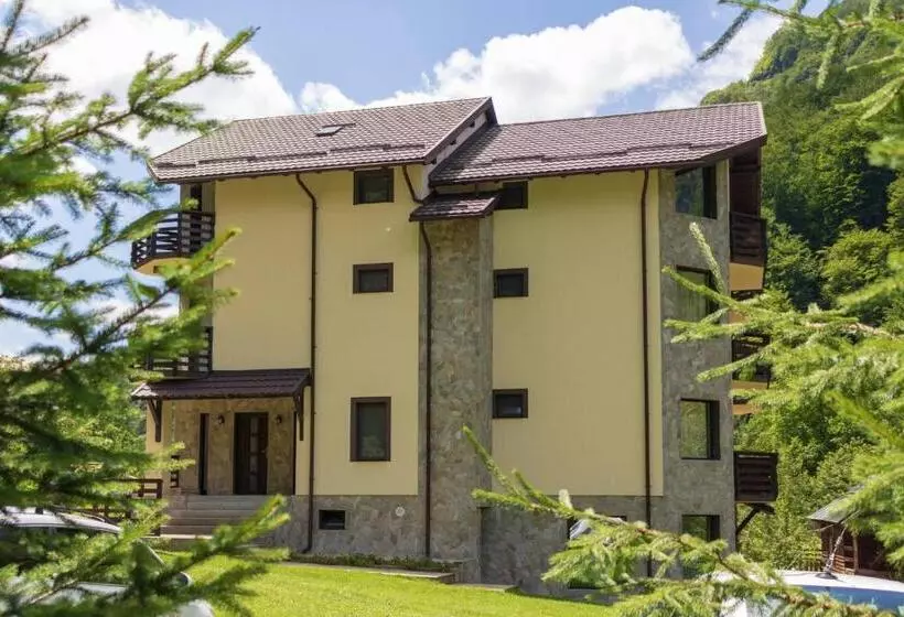 Majatalo Casa Valea Cernei