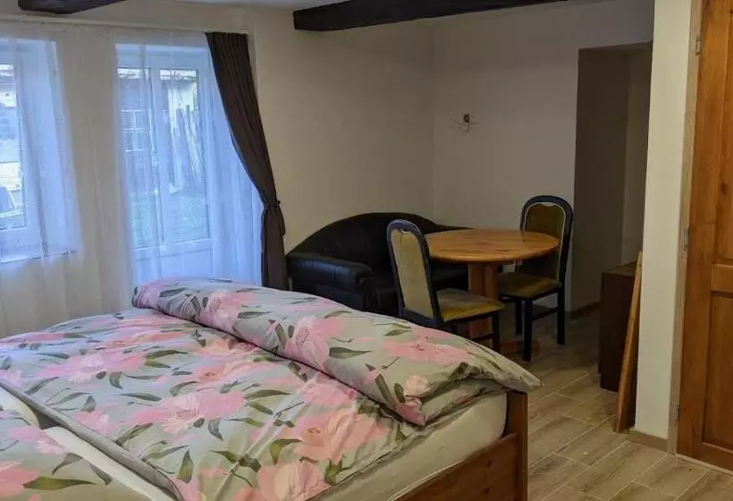 Majatalo Chalupa U Rybníka Střehom