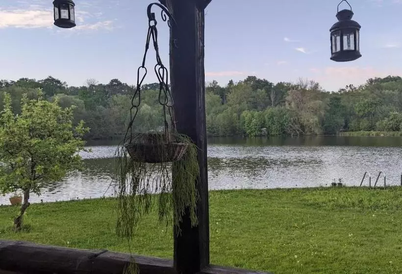 Majatalo Chalupa U Rybníka Střehom