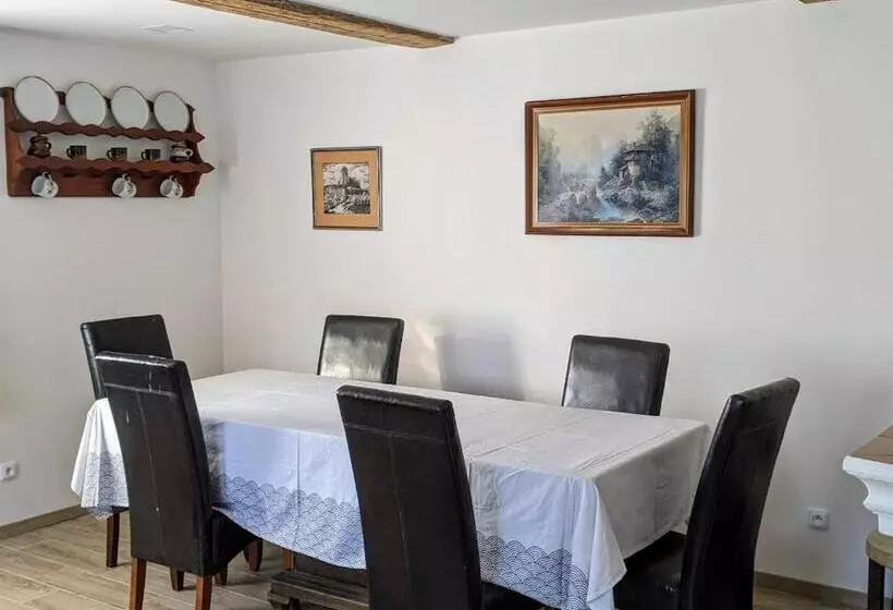 Majatalo Chalupa U Rybníka Střehom