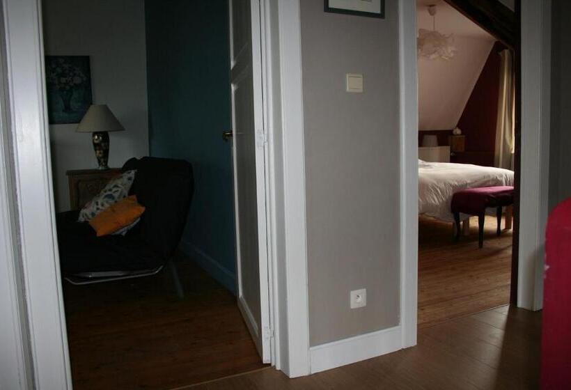 פנסיון La Maison Brodée