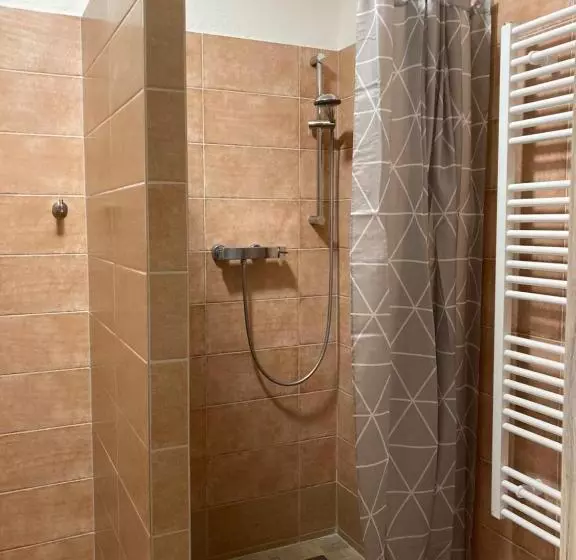 Apartmány S Klimatizací   Penzion U Kudláčků Pouzdřany