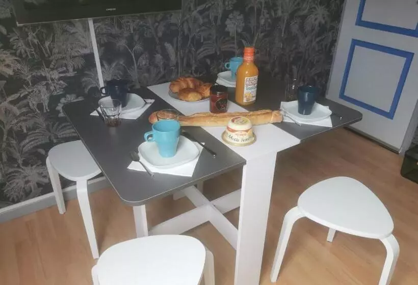 Aamiaismajoitus (B&B) Agréable Chambre D’hôte à La Campagne