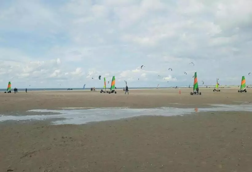 Aamiaismajoitus (B&B) Bed En Breakfast En Bike