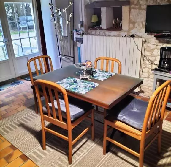 ベッドアンドブレックファースト Chambre De Caractere