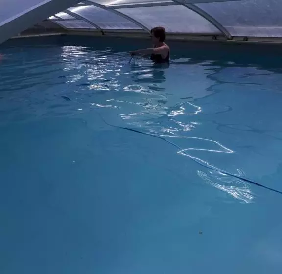 ベッドアンドブレックファースト Chambre De Caractere