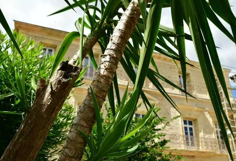 ベッドアンドブレックファースト Demeure Sainte Clotilde, événementiel Et Chambres D Hôtes à Neffies