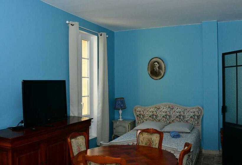 צימר Demeure Sainte Clotilde, événementiel Et Chambres D Hôtes à Neffies