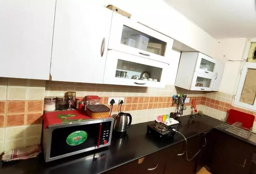 Aamiaismajoitus (B&B) Exclusive Floor On Manali Expressway For Family