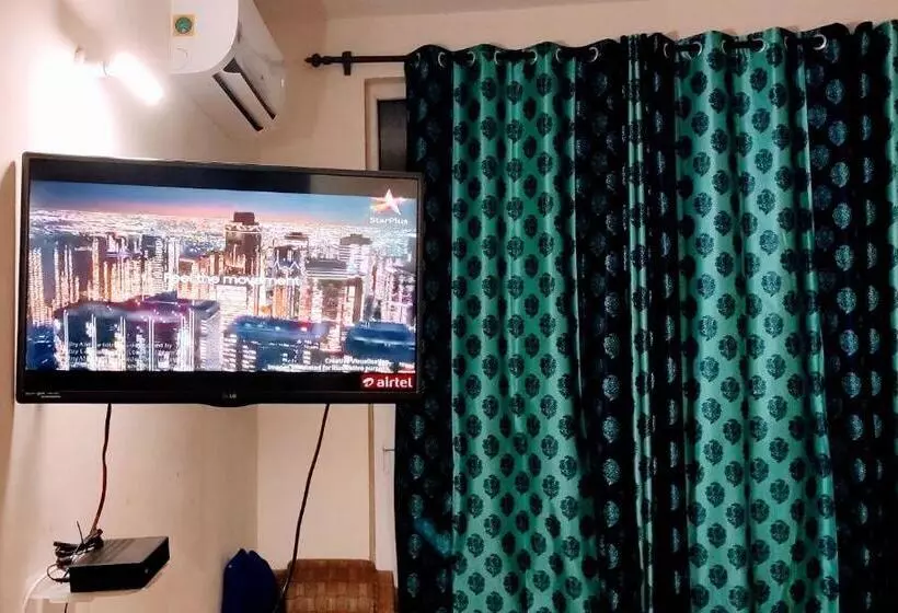 Aamiaismajoitus (B&B) Exclusive Floor On Manali Expressway For Family