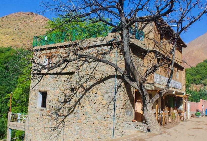 Aamiaismajoitus (B&B) Gite D étape Amssouzart