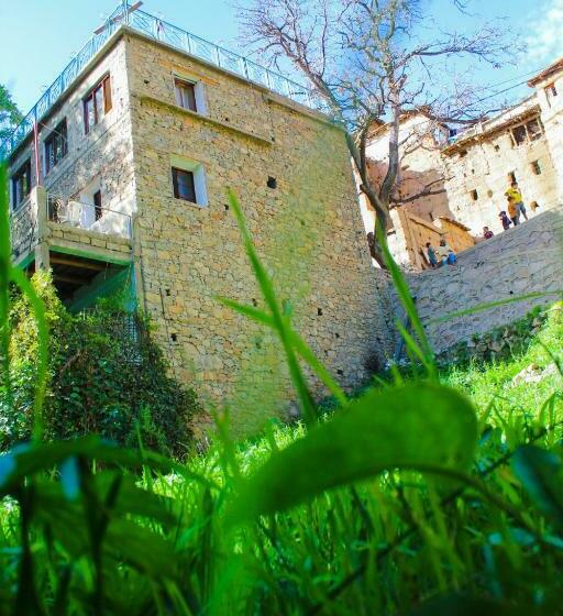 Aamiaismajoitus (B&B) Gite D étape Amssouzart