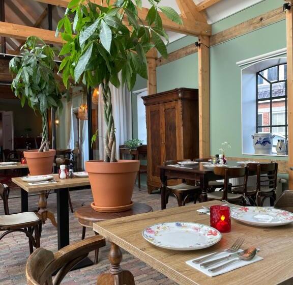 Bed and Breakfast Herberg Het Rechthuis