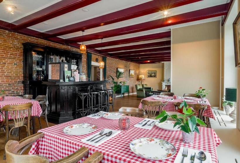 Bed and Breakfast Herberg Het Rechthuis