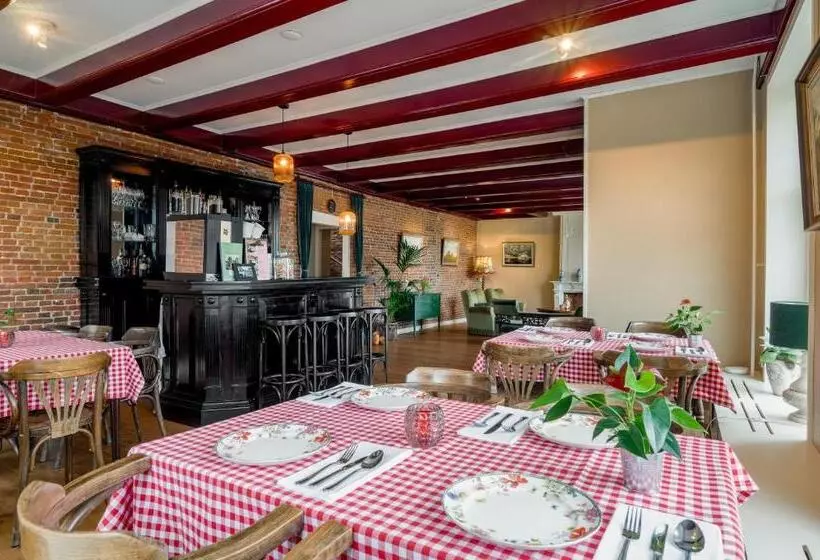 ベッドアンドブレックファースト Herberg Het Rechthuis