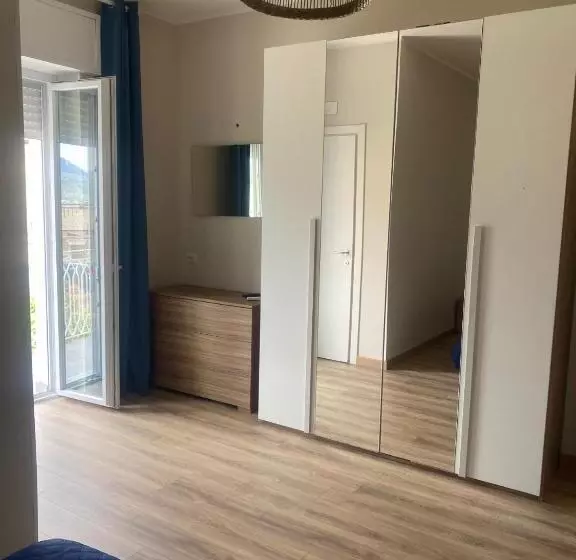 Aamiaismajoitus (B&B) Il Castello Bed&breakfast