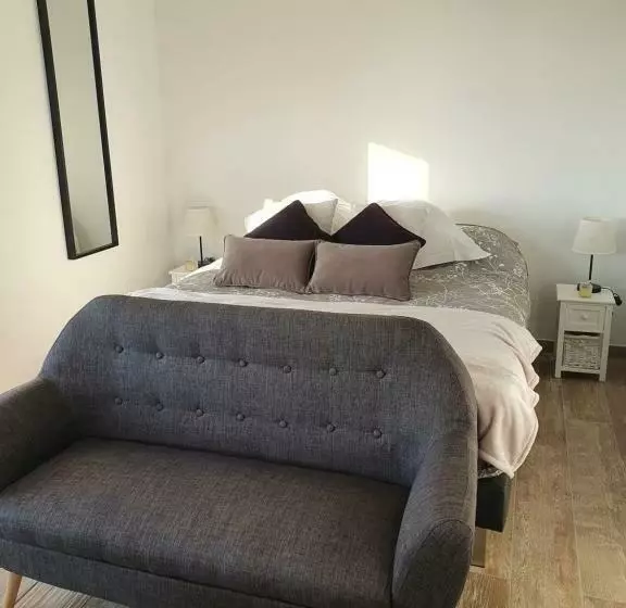 ベッドアンドブレックファースト Instant Secret